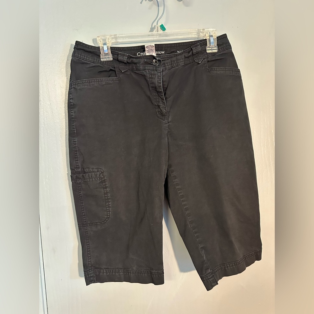 Croft & Barrow Natural Fit black shorts, stretchy, 10, EUC